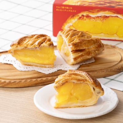 りんご園で焼いたぜいたくアップルパイ　ハーフサイズ