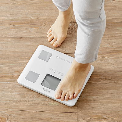 タニタ　体組成計　ＢＣー７６０　ホワイト2