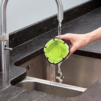 ＢＬＡＣＫ＋ＤＥＣＫＥＲ（ブラック・アンド・デッカー）　乾湿両用リチウムダストバスター　ＷＤＣ２１５Ｇ（グリーン）2