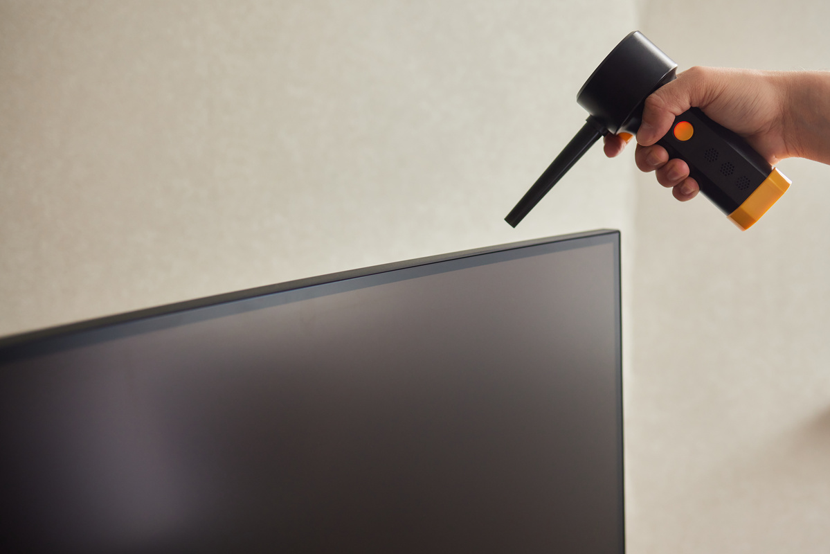 局所的に高い風圧を出せるエアーダスター