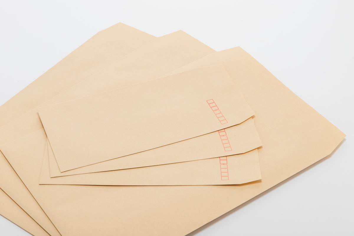 サイズの違う封筒